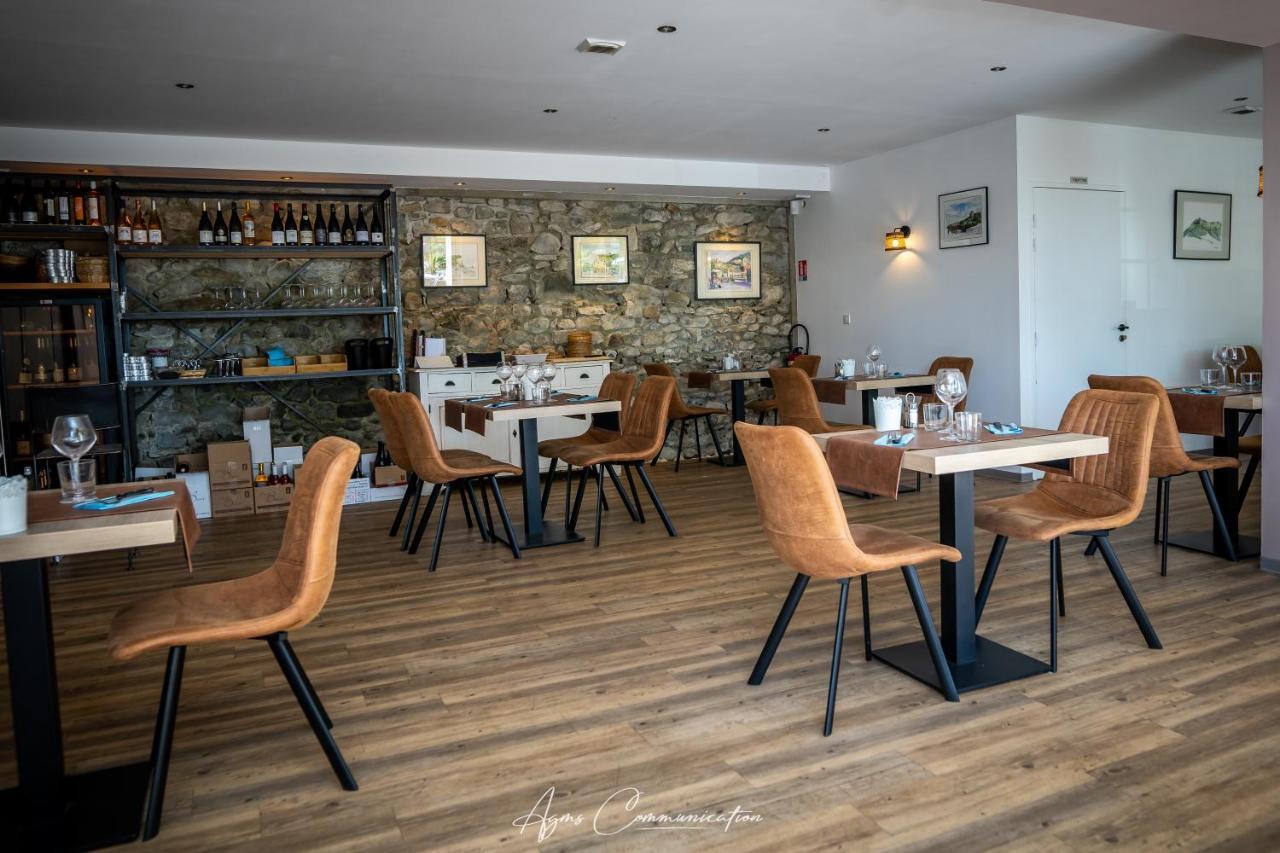 Logis Du Champ De Mars Hotel Puy-Saint-Martin Eksteriør billede